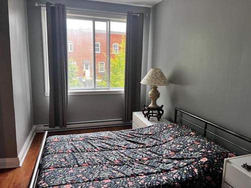 Master bedroom - 2644 Rue Hogan, Montréal (Ville-Marie), QC - Indoor Photo Showing Bedroom