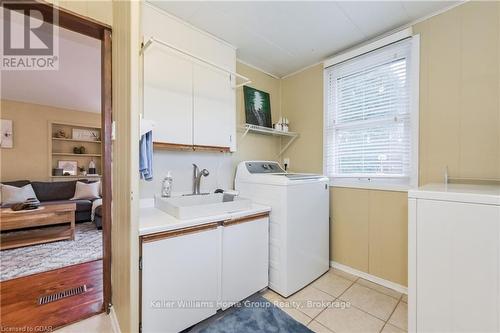 259 Garafraxa Street E, Centre Wellington (Fergus), ON - Indoor Photo Showing Laundry Room