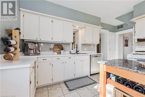 259 Garafraxa Street E, Centre Wellington (Fergus), ON - Indoor Photo Showing Kitchen