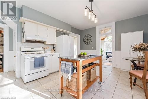 259 Garafraxa Street E, Centre Wellington (Fergus), ON - Indoor Photo Showing Kitchen