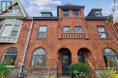 401 Carlton Street, Toronto, ON - Outdoor