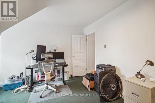 401 Carlton Street, Toronto, ON - Indoor Photo Showing Gym Room