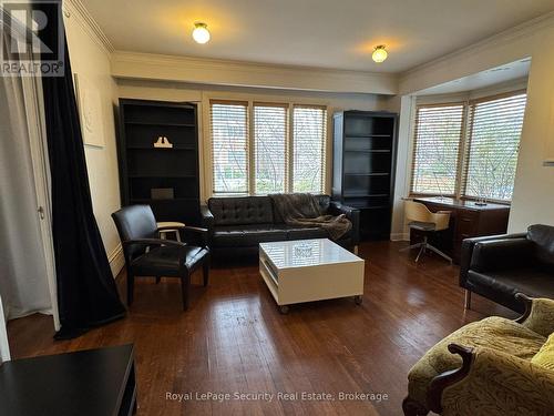 59 Indian Grove, Toronto, ON - Indoor Photo Showing Living Room