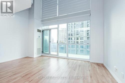 513 - 3939 Duke Of York Boulevard, Mississauga, ON - Indoor Photo Showing Other Room