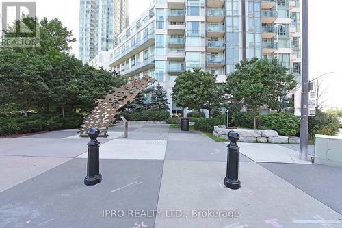 513 - 3939 Duke Of York Boulevard, Mississauga, ON - Outdoor