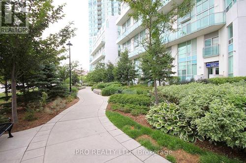 513 - 3939 Duke Of York Boulevard, Mississauga, ON - Outdoor