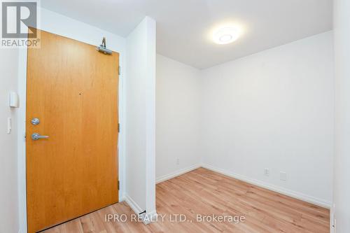 513 - 3939 Duke Of York Boulevard, Mississauga, ON - Indoor Photo Showing Other Room