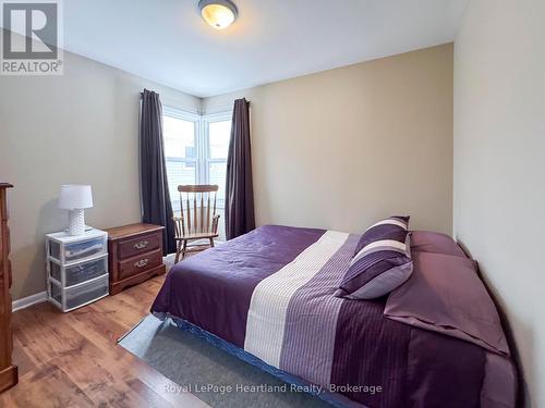 126 Sanders Street E, South Huron (Exeter), ON - Indoor Photo Showing Bedroom