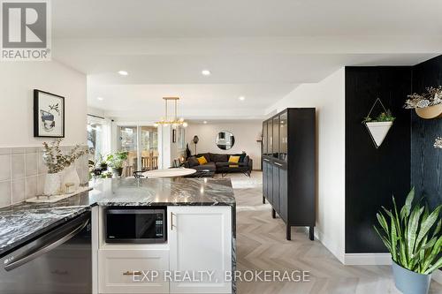 941 Ambleside Crescent, Kingston (North Of Taylor-Kidd Blvd), ON - Indoor Photo Showing Kitchen With Upgraded Kitchen