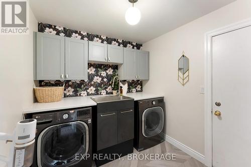 941 Ambleside Crescent, Kingston (North Of Taylor-Kidd Blvd), ON - Indoor Photo Showing Laundry Room