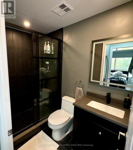 308 - 3880 Duke Of York Boulevard, Mississauga, ON - Indoor Photo Showing Bathroom