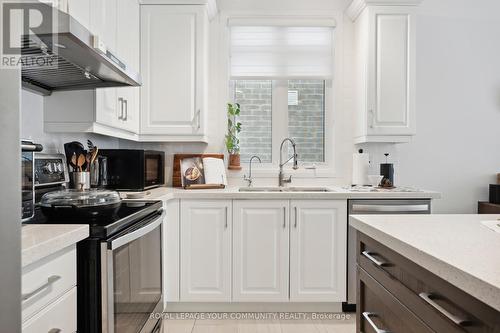 33 Mabern Street, Barrie, ON - Indoor Photo Showing Kitchen With Double Sink