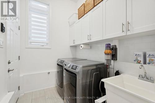 33 Mabern Street, Barrie, ON - Indoor Photo Showing Laundry Room