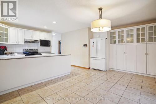 68 Kent Street, Cambridge, ON - Indoor Photo Showing Kitchen