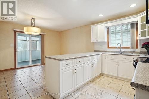 68 Kent Street, Cambridge, ON - Indoor Photo Showing Kitchen