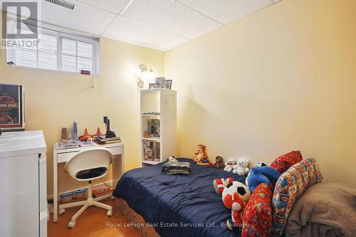 68 Kent Street, Cambridge, ON - Indoor Photo Showing Bedroom