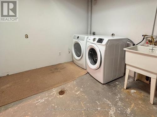 68 Yorkville Drive, Clarington, ON - Indoor Photo Showing Laundry Room