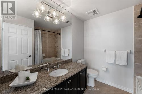 404 - 125 Third Street, Cobourg, ON - Indoor Photo Showing Bathroom