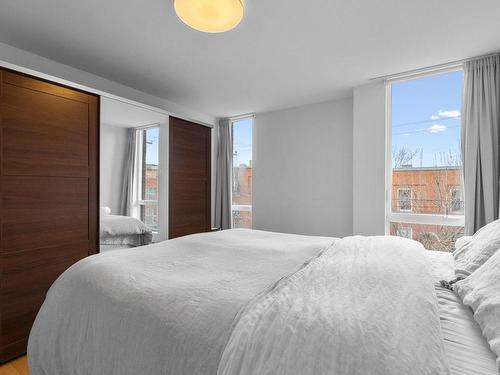 Master bedroom - 401-1964 Rue Augustin-Cantin, Montréal (Le Sud-Ouest), QC - Indoor Photo Showing Bedroom