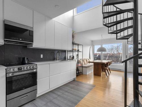 Overall view - 401-1964 Rue Augustin-Cantin, Montréal (Le Sud-Ouest), QC - Indoor Photo Showing Kitchen