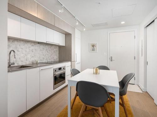 Kitchen - 3411-1188 Rue St-Antoine O., Montréal (Ville-Marie), QC - Indoor Photo Showing Other Room