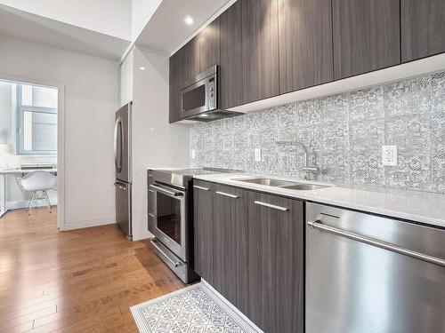 Kitchen - 318-7400 Boul. St-Laurent, Montréal (Rosemont/La Petite-Patrie), QC - Indoor Photo Showing Kitchen With Double Sink With Upgraded Kitchen