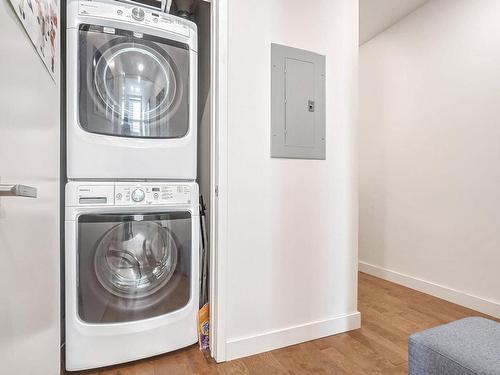 Laundry room - 318-7400 Boul. St-Laurent, Montréal (Rosemont/La Petite-Patrie), QC - Indoor Photo Showing Laundry Room