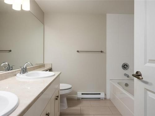 410-5670 Edgewater Lane, Nanaimo, BC - Indoor Photo Showing Bathroom