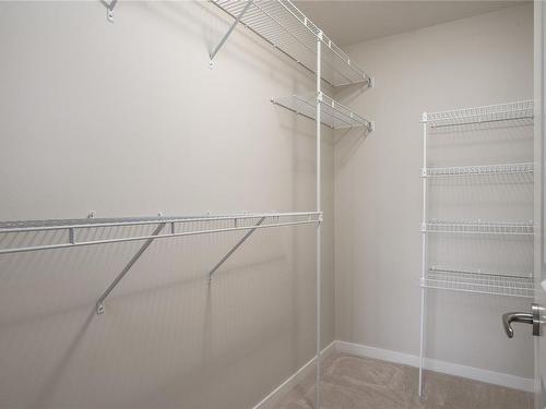 410-5670 Edgewater Lane, Nanaimo, BC - Indoor With Storage