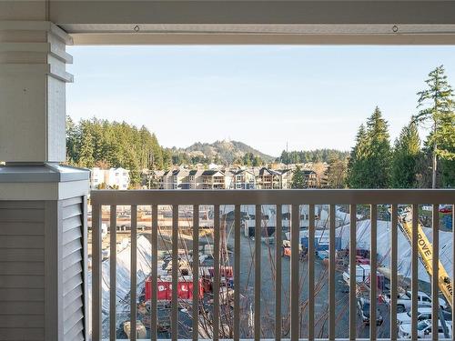 410-5670 Edgewater Lane, Nanaimo, BC - Outdoor