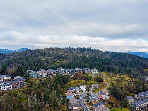 2572 Tanzanite Pl, Langford, BC 