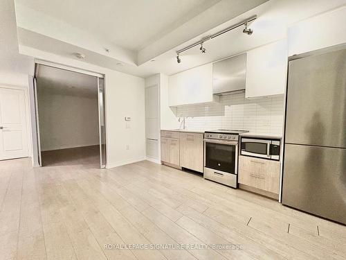 614-251 Jarvis St, Toronto, ON - Indoor Photo Showing Kitchen With Stainless Steel Kitchen