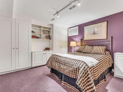 23 Shamokin Dr, Toronto, ON - Indoor Photo Showing Bedroom