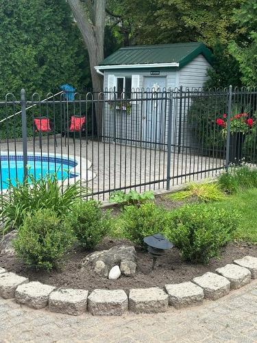 23 Shamokin Dr, Toronto, ON - Outdoor With In Ground Pool