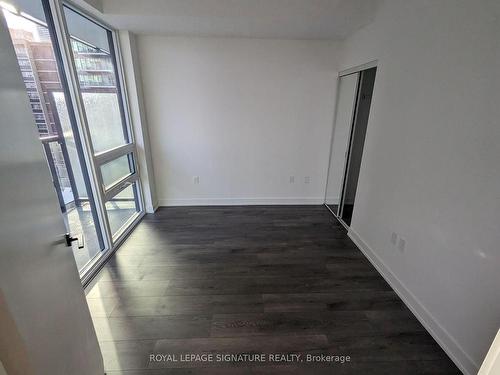 1112-117 Broadway Ave, Toronto, ON - Indoor Photo Showing Other Room