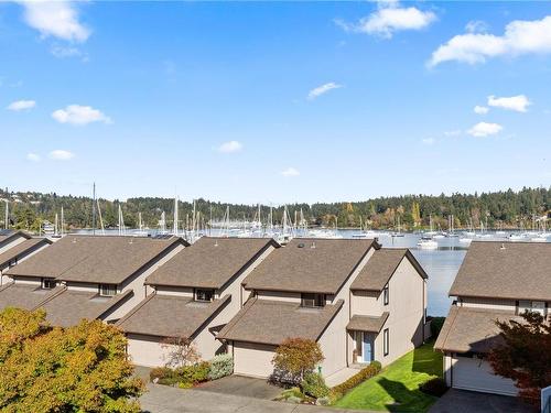 310-10459 Resthaven Dr, Sidney, BC - Outdoor With View