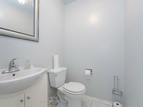 991 Rambleberry Ave, Pickering, ON - Indoor Photo Showing Bathroom