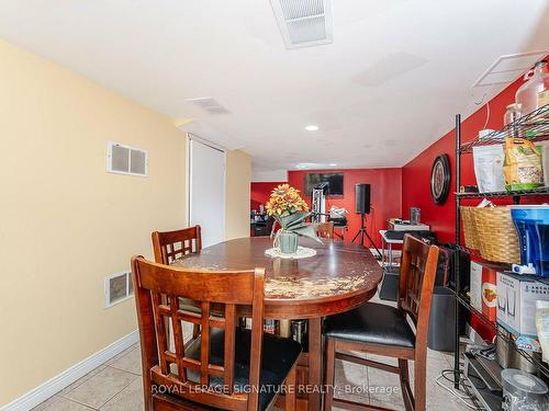 991 Rambleberry Ave, Pickering, ON - Indoor Photo Showing Dining Room