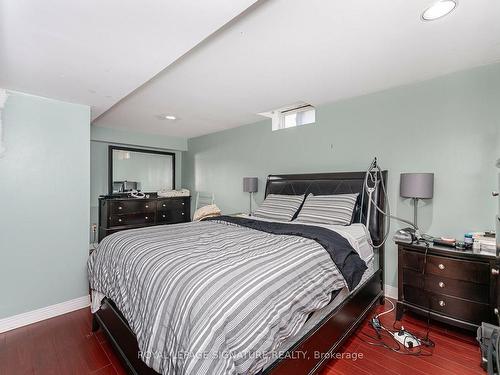 991 Rambleberry Ave, Pickering, ON - Indoor Photo Showing Bedroom