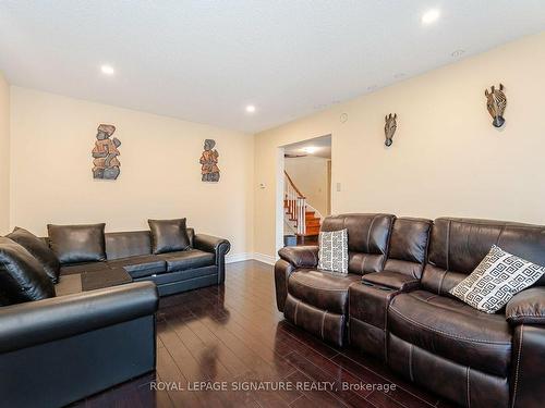 991 Rambleberry Ave, Pickering, ON - Indoor Photo Showing Living Room