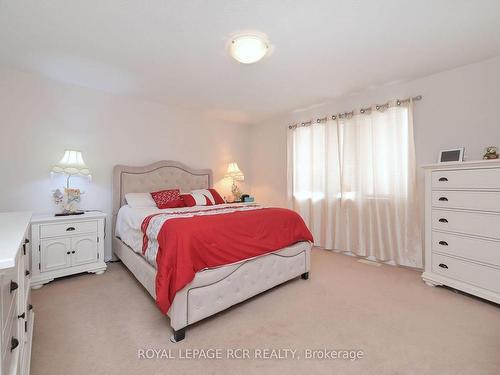 Upper-62 Ferris Lane, New Tecumseth, ON - Indoor Photo Showing Bedroom