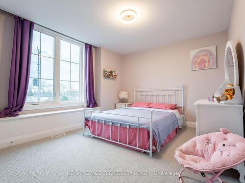 41 Amelia St, Port Colborne, ON - Indoor Photo Showing Bedroom