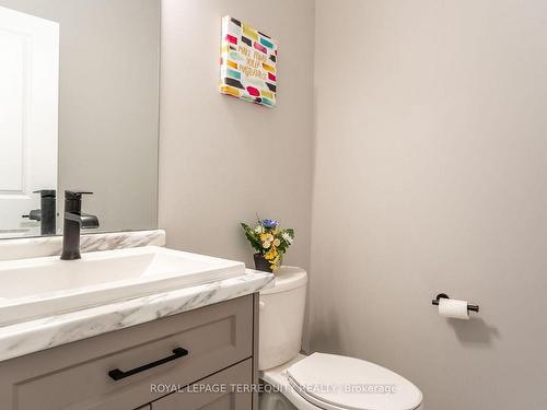 41 Amelia St, Port Colborne, ON - Indoor Photo Showing Bathroom