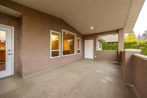 2090 Bowron Street, Kelowna, BC - Outdoor With Deck Patio Veranda With Exterior