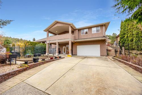 2090 Bowron Street, Kelowna, BC - Outdoor