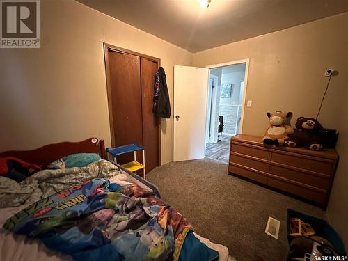 608 2Nd Avenue E, Buchanan, SK - Indoor Photo Showing Bedroom