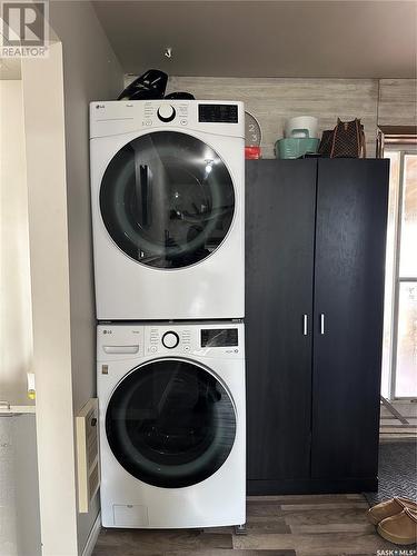 608 2Nd Avenue E, Buchanan, SK - Indoor Photo Showing Laundry Room