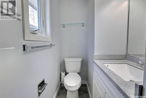 26 Carter Crescent, Regina, SK - Indoor Photo Showing Bathroom