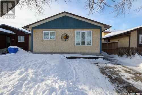 26 Carter Crescent, Regina, SK - Outdoor