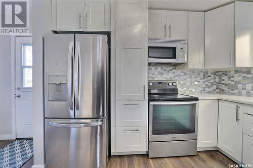 26 Carter Crescent, Regina, SK - Indoor Photo Showing Kitchen With Upgraded Kitchen